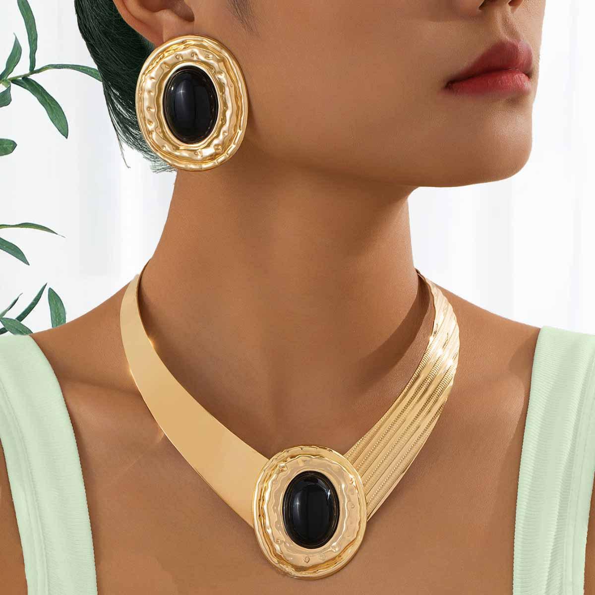 Модные украшения для женщин золотой
Модные украшения для женщин золотой