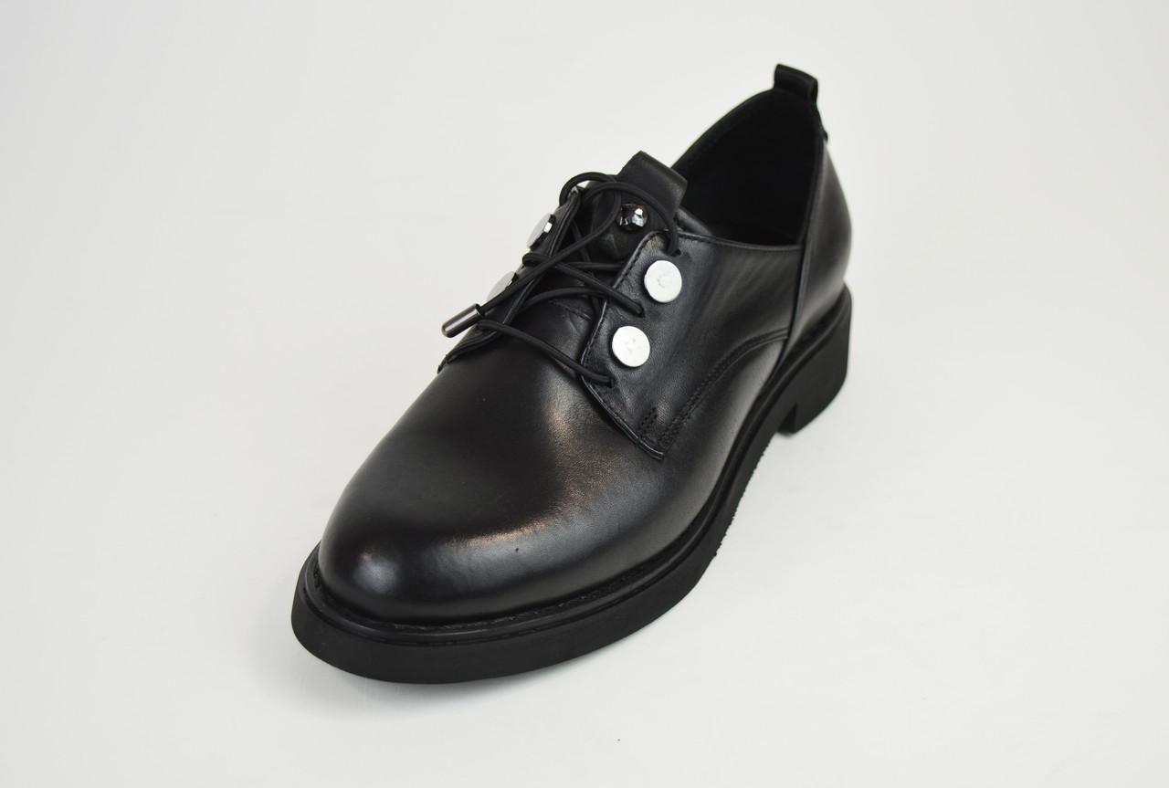 Туфлі Evromoda 930 36 Чорні шкіра 36 чорний
Туфлі Evromoda 930 36 Чорні шкіра 36 чорний