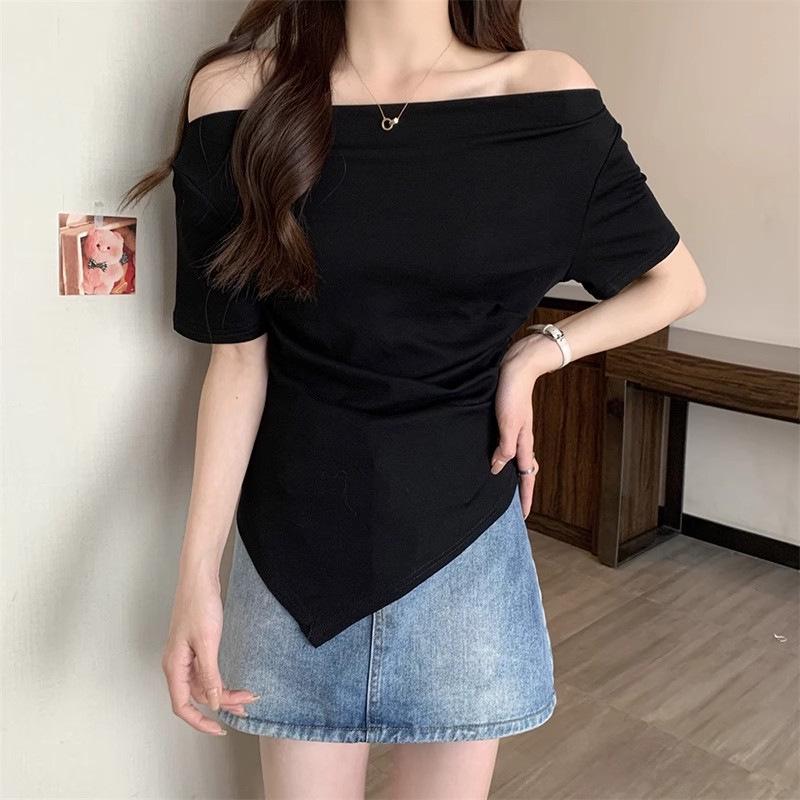 2025 Women’s Irregular One-Shoulder Slimming Loose French Style Off-Shoulder Short-Sleeved Top One size fits up to 125 jin
2025 Women’s Irregular One-Shoulder Slimming Loose French Style Off-Shoulder Short-Sleeved Top One size fits up to 125 jin