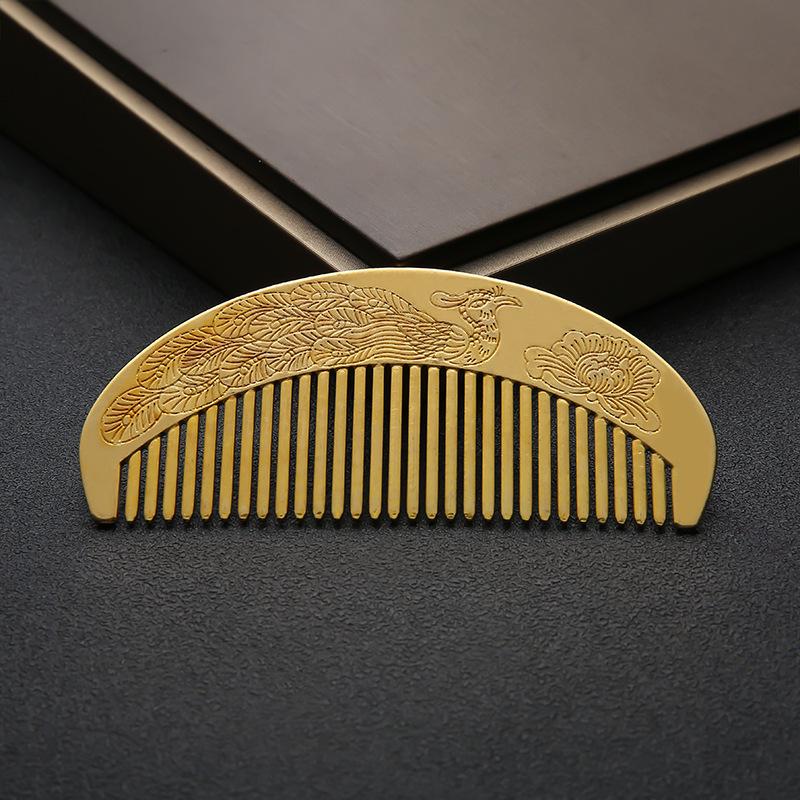 Гребень для волос из латуни «Рыбы и павлин»: Выпрямитель для волос с медным напылением для женщин.
Гребень для волос из латуни «Рыбы и павлин»: Выпрямитель для волос с медным напылением для женщин.