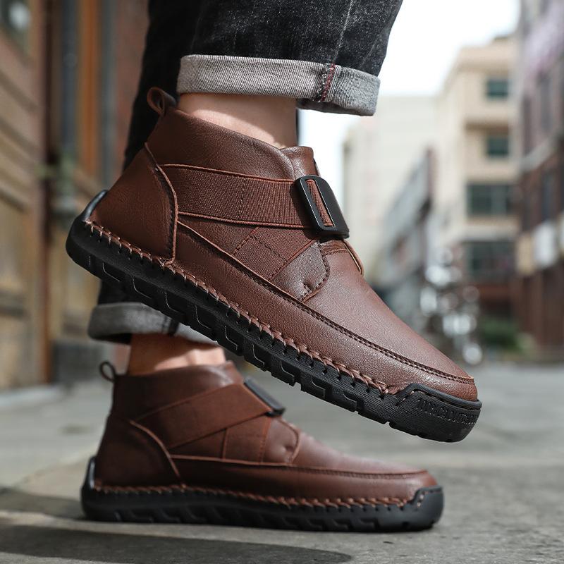 Autumn and winter hand-stitched men s shoes, new men s leather casual shoes, large size one-pedal men s shoes 40
Autumn and winter hand-stitched men s shoes, new men s leather casual shoes, large size one-pedal men s shoes 40
