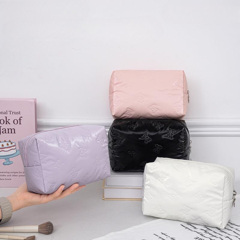 Waterproof Bow Makeup Bag Women Travel Toiletry Bag Large Cosmetic Pouch for Lipstick Brushes Organizer Portable Wash Bag Case
Waterproof Bow Makeup Bag Women Travel Toiletry Bag Large Cosmetic Pouch for Lipstick Brushes Organizer Portable Wash Bag Case