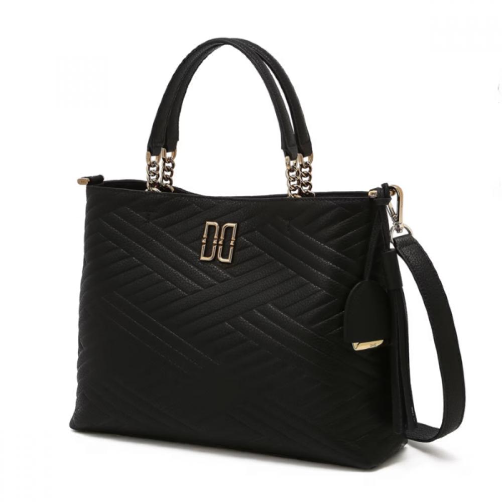 Daks Black Dd Logo Leather Tote Bag Dcba6e365bk Single option
Daks Black Dd Logo Leather Tote Bag Dcba6e365bk Single option