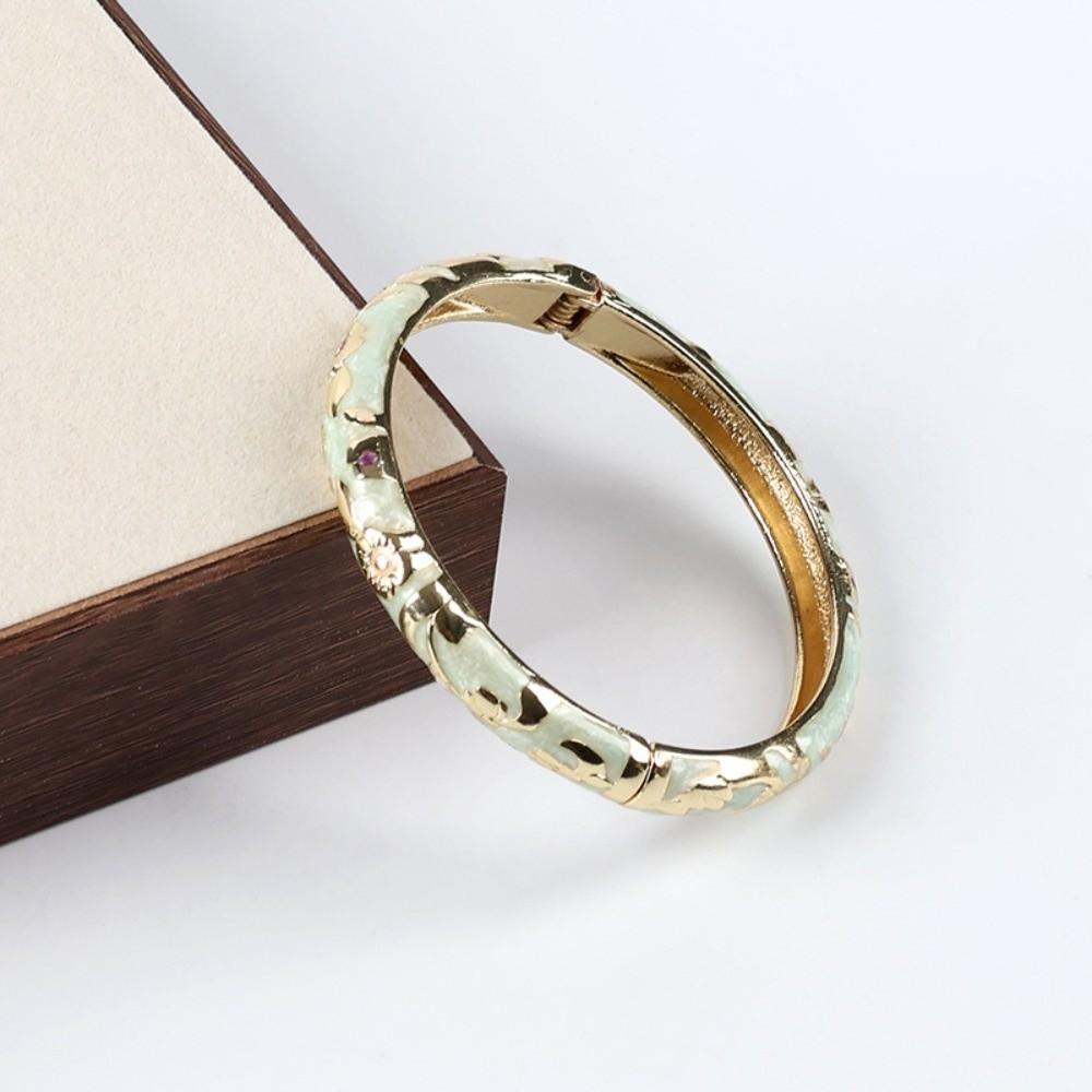 Colorful Vintage Cloisonne Bangle Traditional Women s Hand Bracelet Bohemian Flower Bangle Ladies
Colorful Vintage Cloisonne Bangle Traditional Women s Hand Bracelet Bohemian Flower Bangle Ladies