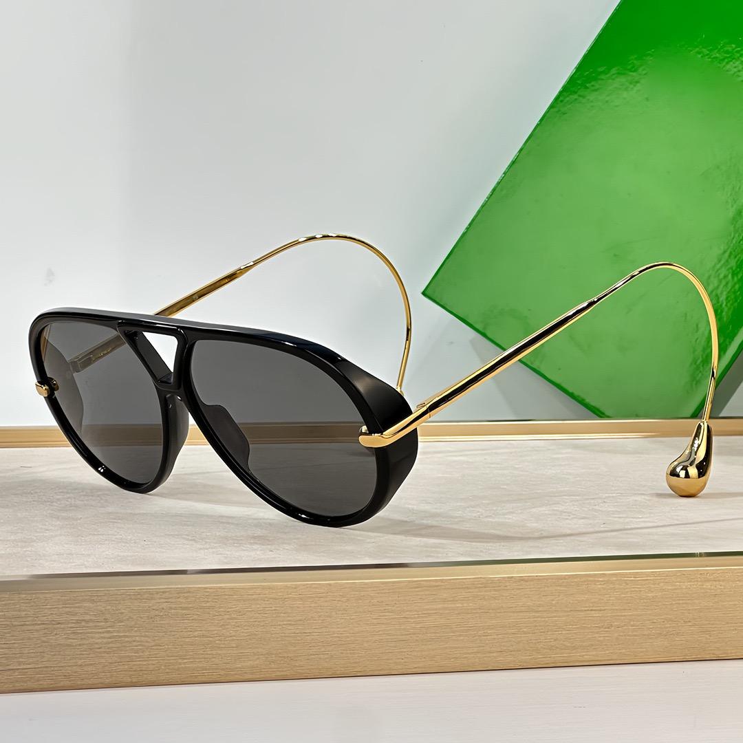 Luxury Brand Designer Oversized Pilot Sunglasses Women For Men Popular Vintage Sun Glasses Punk Double Bridge Shade Uv400 As The Picture
Luxury Brand Designer Oversized Pilot Sunglasses Women For Men Popular Vintage Sun Glasses Punk Double Bridge Shade Uv400 As The Picture