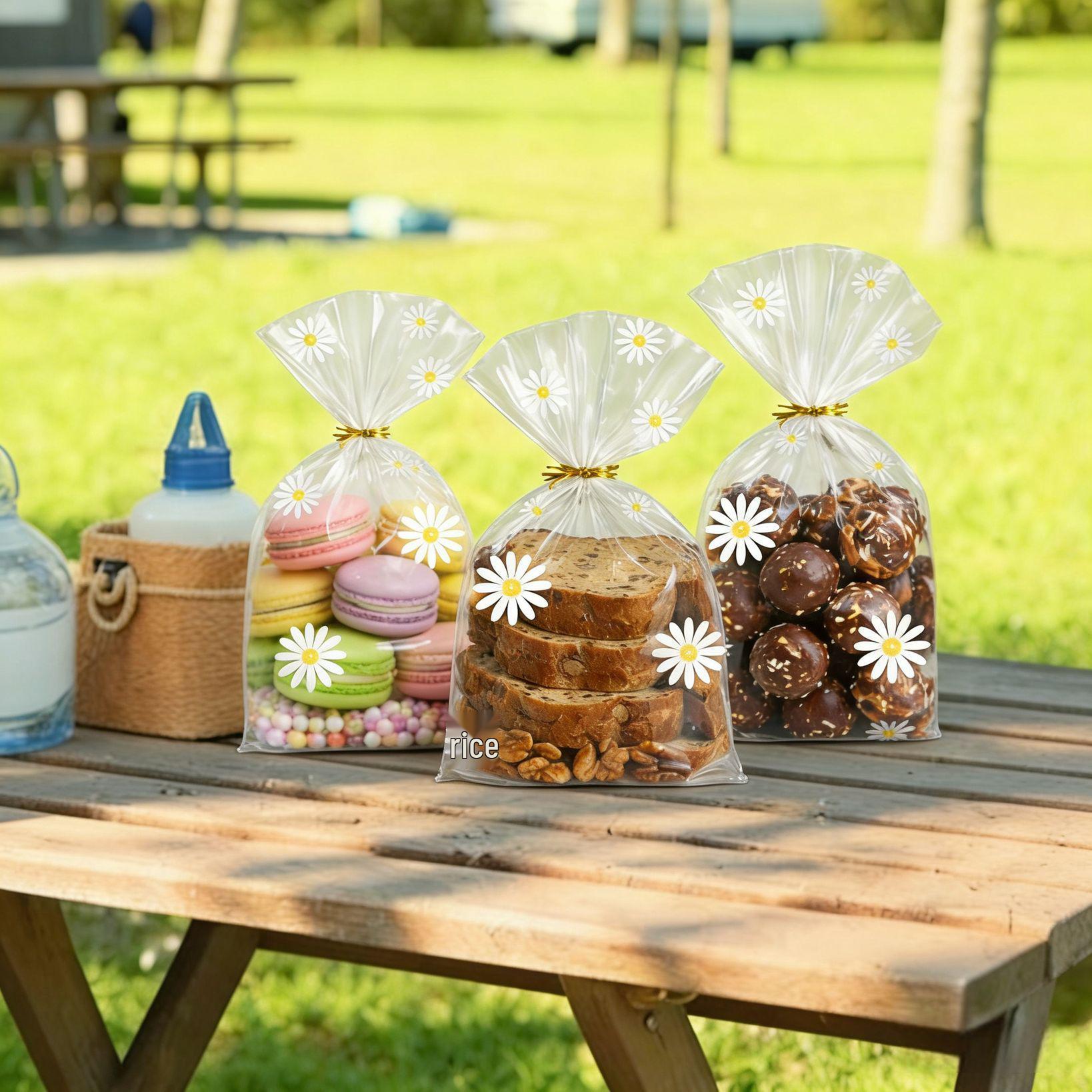 Festival Party Baking Bread & Cookie Gift Bags - Transparent Small Daisy Design
Festival Party Baking Bread & Cookie Gift Bags - Transparent Small Daisy Design