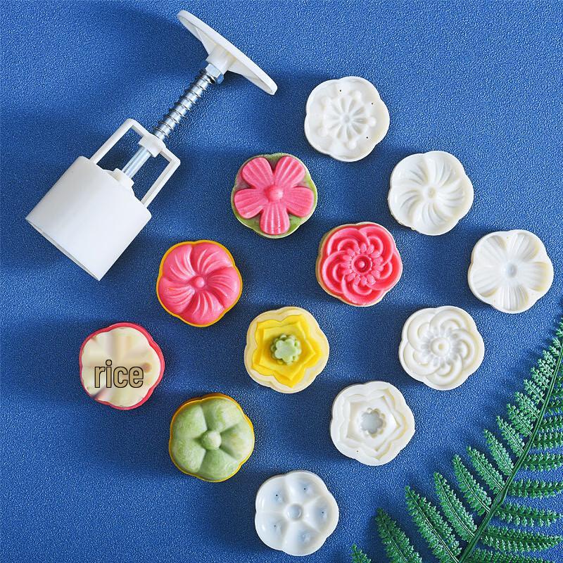 De ou Starlight Hand-Press 3D Floral Mooncake Mung Bean Cake Mold Set
De ou Starlight Hand-Press 3D Floral Mooncake Mung Bean Cake Mold Set