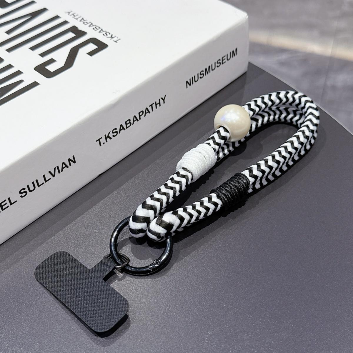 Stylish Contrast Color Simple Hand Strap Adjustable Short Mobile Phone Lanyard Clip-On Cute Phone Case Universal Anti-Lost Strap
Stylish Contrast Color Simple Hand Strap Adjustable Short Mobile Phone Lanyard Clip-On Cute Phone Case Universal Anti-Lost Strap