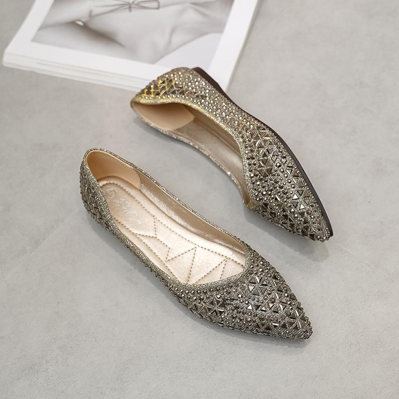Flat single shoes women s pointed head 2025 new pearl shoes Doudou shoes one pedal shallow grandma shoes 301-1 40
Flat single shoes women s pointed head 2025 new pearl shoes Doudou shoes one pedal shallow grandma shoes 301-1 40