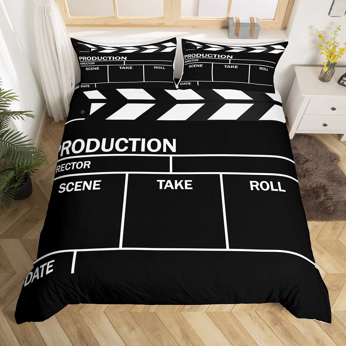 Movie Duvet Cover Sets for Teens Queen Size Lightweight Down Quilt Covers Bedroom Decor 2 Pillowcases 1 Duvet Cover No Comforter (135x200cm)
Movie Duvet Cover Sets for Teens Queen Size Lightweight Down Quilt Covers Bedroom Decor 2 Pillowcases 1 Duvet Cover No Comforter (135x200cm)