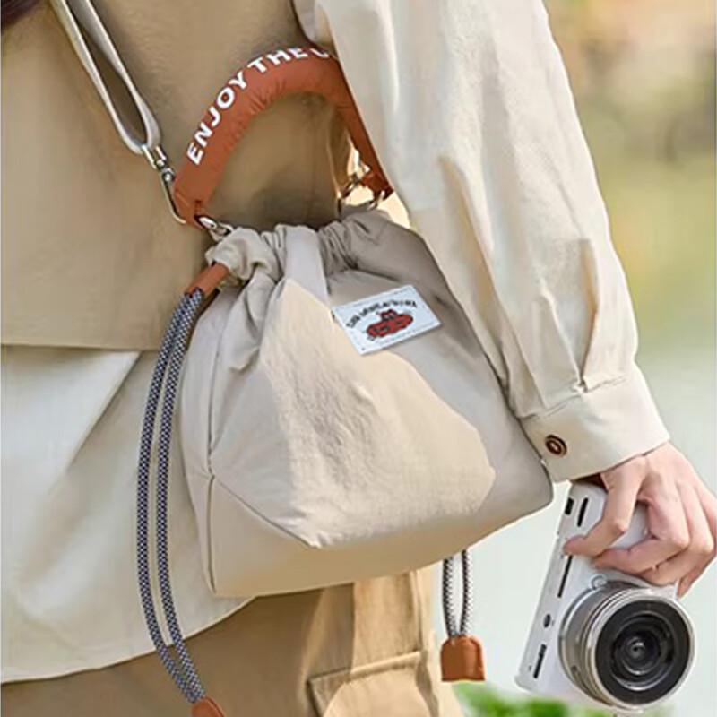 VICTORIATOURIST Small Cartoon Anime Crossbody Bag
VICTORIATOURIST Small Cartoon Anime Crossbody Bag