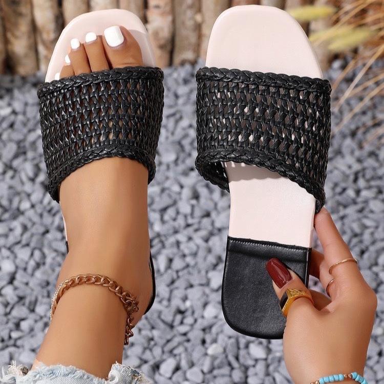Flat Shoes, Slippers, Women s Shoes, New Style, Soft Sole, Beach Shoes, Sandals 43 чорний
Flat Shoes, Slippers, Women s Shoes, New Style, Soft Sole, Beach Shoes, Sandals 43 чорний