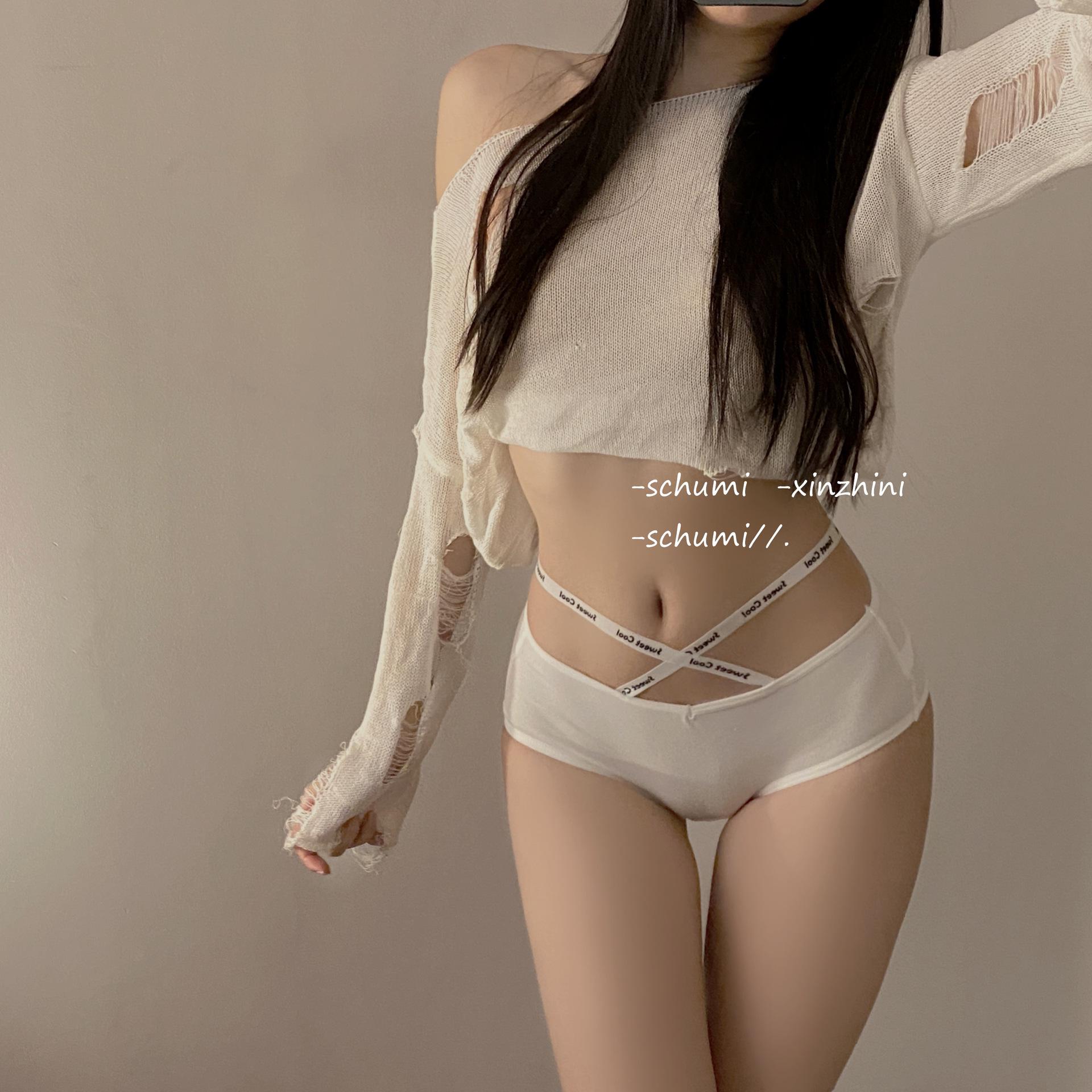 Женские сексуальные хлопковые трусы с заниженной талией и перекрестными бретелями L (100-120 jin) белый
Женские сексуальные хлопковые трусы с заниженной талией и перекрестными бретелями L (100-120 jin) белый