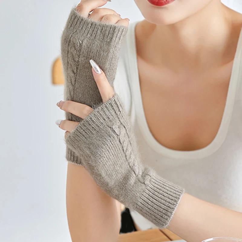 Women s 100% Mink Cashmere Fingerless Gloves Winter Warm Solid Half Mitten Korean Style Fashionable Cashmere Wristband One Size верблюд
Women s 100% Mink Cashmere Fingerless Gloves Winter Warm Solid Half Mitten Korean Style Fashionable Cashmere Wristband One Size верблюд