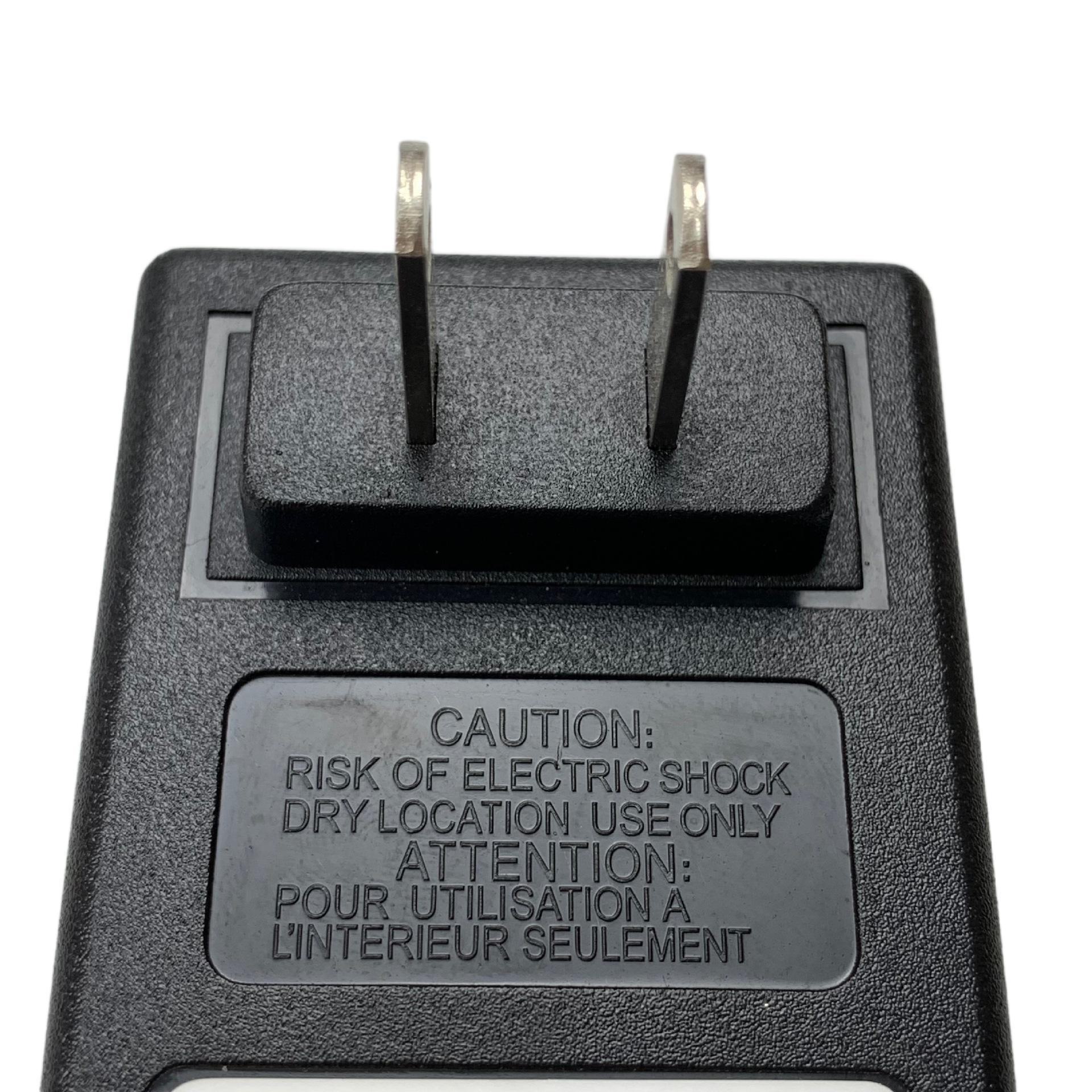 Зарядний пристрій для літієвої батареї 12,6 В 2 А для 18650 з виходами 4,2 В, 8,4 В і 16,8 В для батарей серії 2 або 3 4.2V2A US standard
Зарядний пристрій для літієвої батареї 12,6 В 2 А для 18650 з виходами 4,2 В, 8,4 В і 16,8 В для батарей серії 2 або 3 4.2V2A US standard