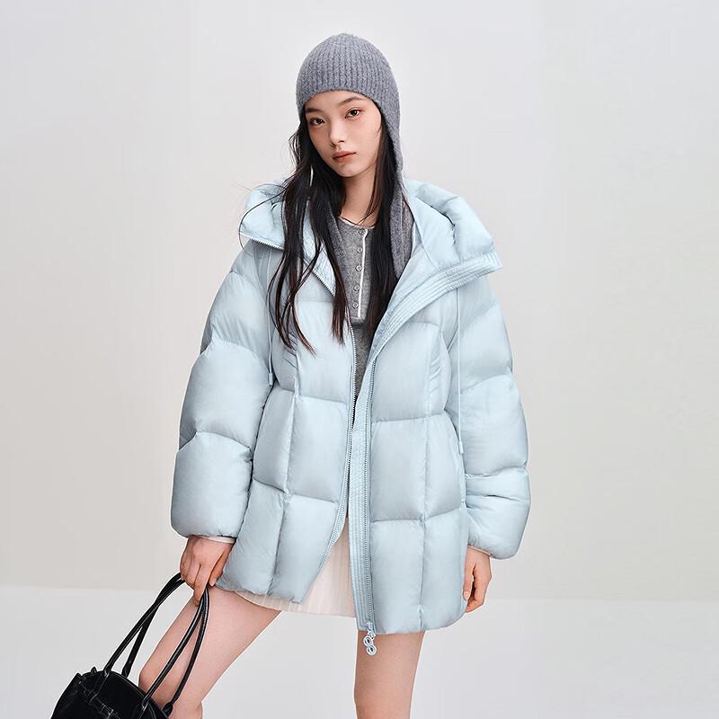 Женский пуховик LEDING с капюшоном L
Женский пуховик LEDING с капюшоном L