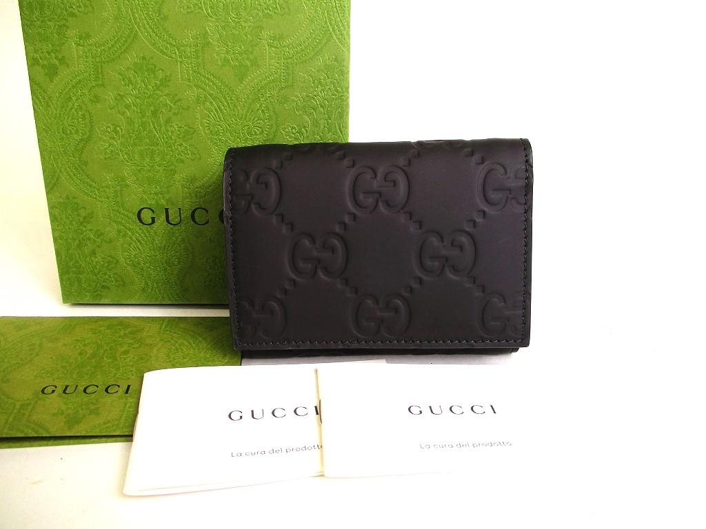 Автентичний компактний гаманець GUCCI GG Rubber Effect Trifold Wallet #a077 Refurbished
Автентичний компактний гаманець GUCCI GG Rubber Effect Trifold Wallet #a077 Refurbished