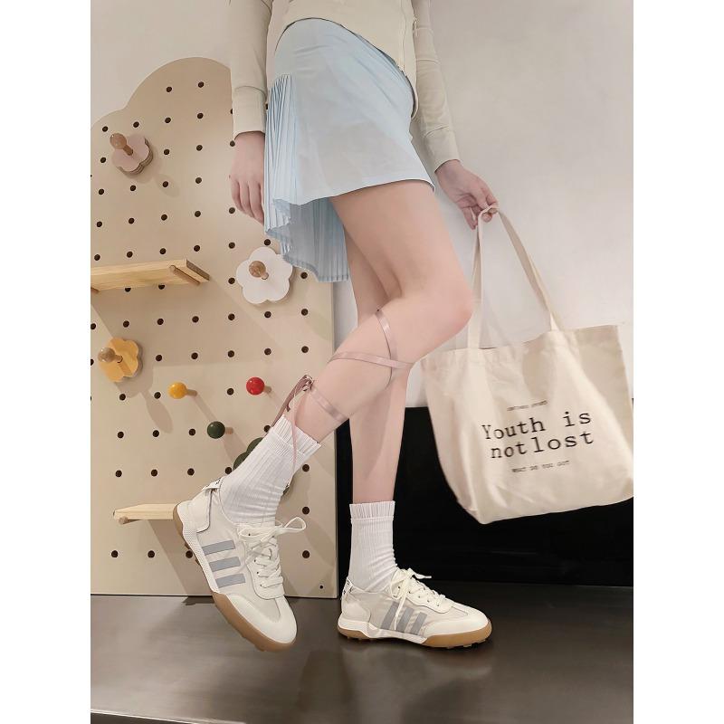 Three bars women s summer retro little white shoes lightweight soft sole breathable tide cross strap 35 бежевый
Three bars women s summer retro little white shoes lightweight soft sole breathable tide cross strap 35 бежевый