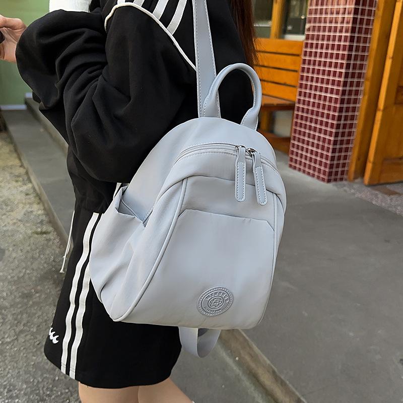 Simple nylon small round bag student schoolbagew casual large-capacity junior and high school backpack синий
Simple nylon small round bag student schoolbagew casual large-capacity junior and high school backpack синий