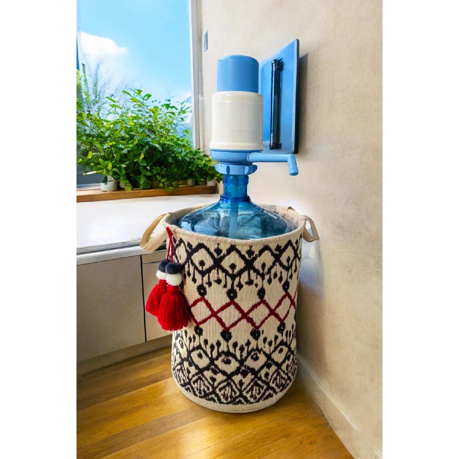 Carboy Case Box Cover Dispenser Top Rug Patterned Carboy Case For Water Dispenser кремовый
Carboy Case Box Cover Dispenser Top Rug Patterned Carboy Case For Water Dispenser кремовый
