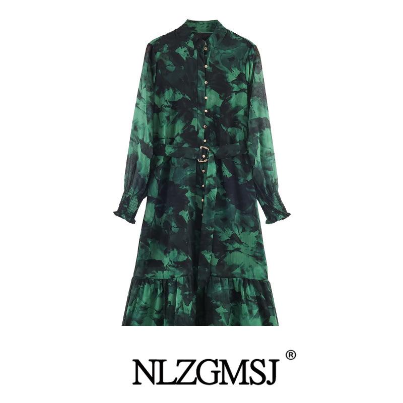 2025 Winter European Style Chiffon Floral Color Block Dress S зелёный
2025 Winter European Style Chiffon Floral Color Block Dress S зелёный