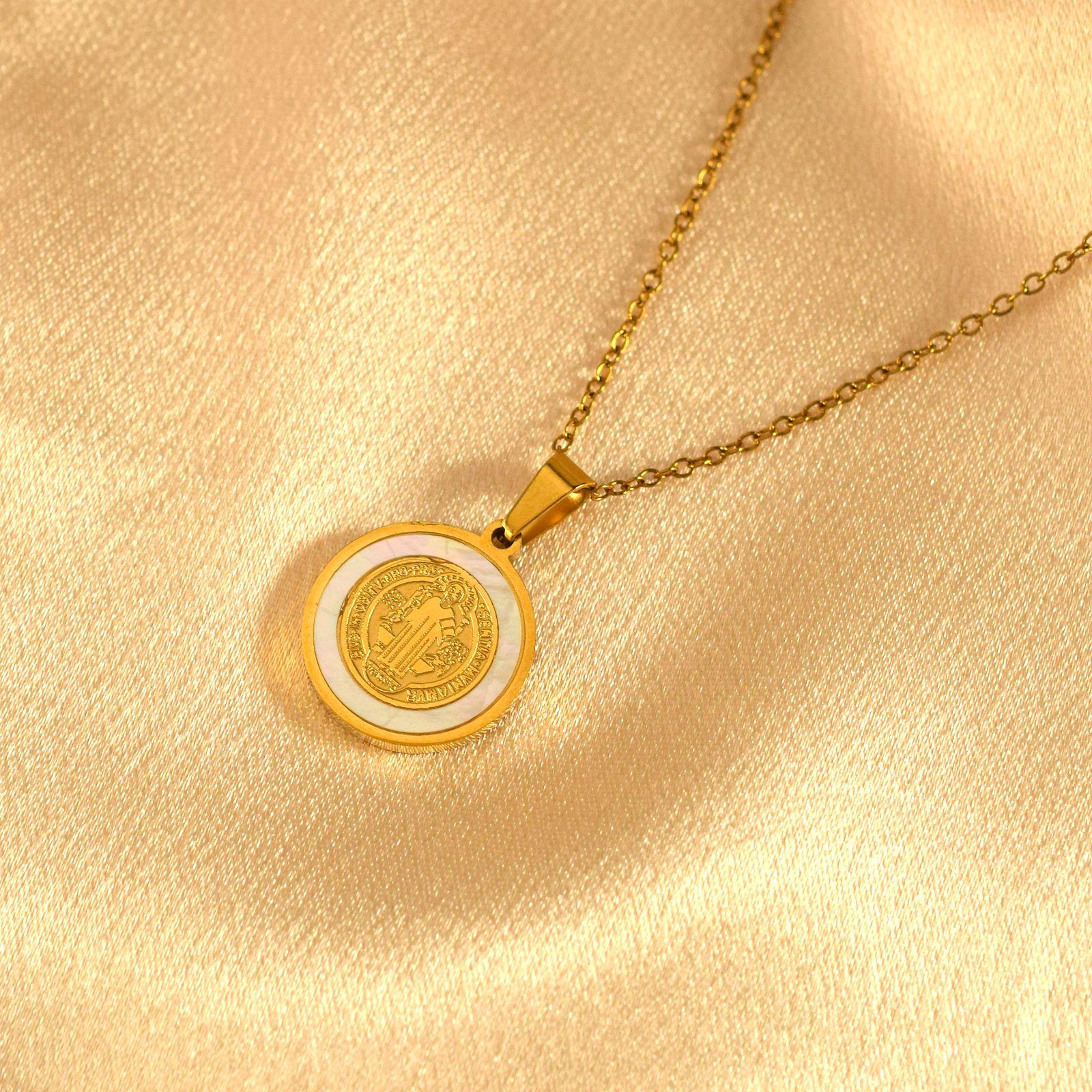 European and American Gold-Tone Saint Benedict Pendant Necklace - Stainless Steel, Micro-Inlay Design, Versatile Commemorative Jewelry
European and American Gold-Tone Saint Benedict Pendant Necklace - Stainless Steel, Micro-Inlay Design, Versatile Commemorative Jewelry