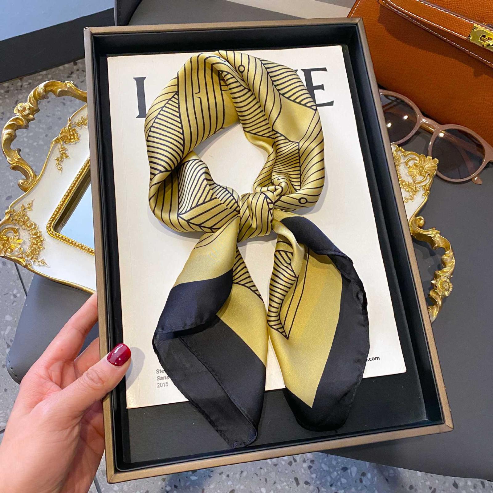 Women s silk scarf, neck wrap, suitable for coats, small square scarf, neckerchief, elegant neck warmer for One Size жовтий
Women s silk scarf, neck wrap, suitable for coats, small square scarf, neckerchief, elegant neck warmer for One Size жовтий