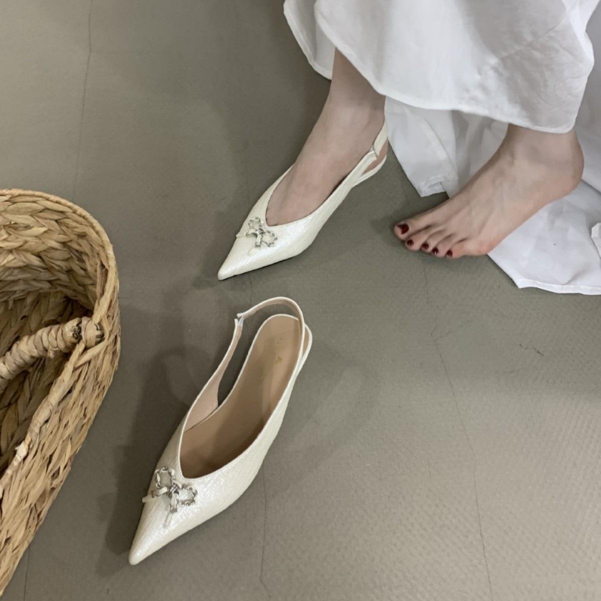 French Bow Bag Head Sandals Women S Summer Temperament Slope Heel Pointed Commuter Shoes Empty Single Shoes Women 39
French Bow Bag Head Sandals Women S Summer Temperament Slope Heel Pointed Commuter Shoes Empty Single Shoes Women 39