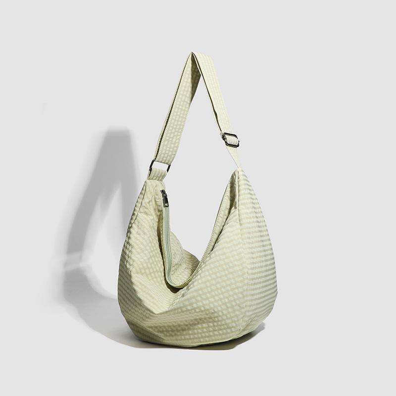 Canvas bag women s shoulder bag 2025 new autumn and winter large-capacity handbag student class bag cloth bag shopping bag светло-зеленый
Canvas bag women s shoulder bag 2025 new autumn and winter large-capacity handbag student class bag cloth bag shopping bag светло-зеленый