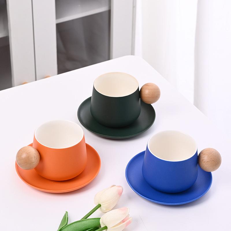 Ceramic Coffee Cup and Saucer Set Espresso Cups Light Luxury Wooden Handle Afternoon Tea Mug Female Original Mugs Couple Gifts 320ml
Ceramic Coffee Cup and Saucer Set Espresso Cups Light Luxury Wooden Handle Afternoon Tea Mug Female Original Mugs Couple Gifts 320ml
