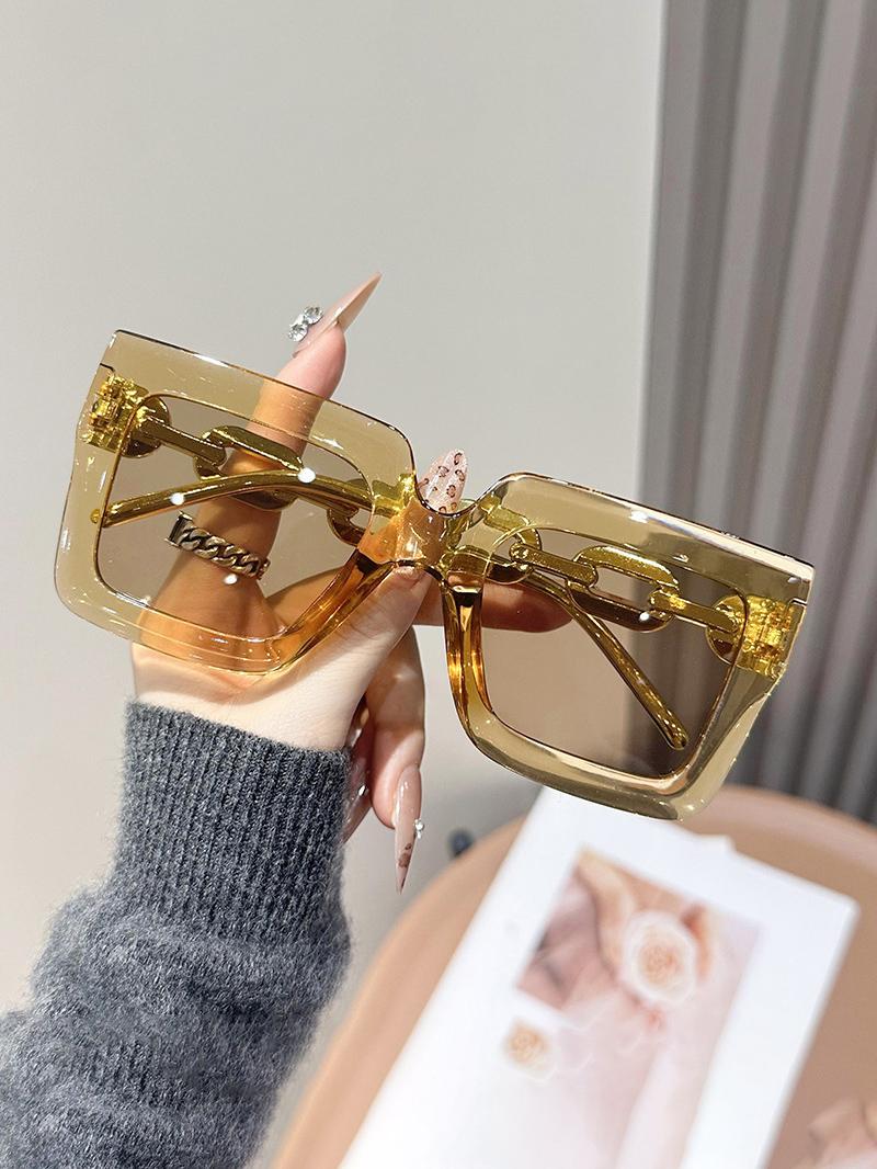 Retro Thick Square Sunglasses Gold Chain Temple Tortoiseshell and Transparent Frames UV Blocking KJ104
Retro Thick Square Sunglasses Gold Chain Temple Tortoiseshell and Transparent Frames UV Blocking KJ104