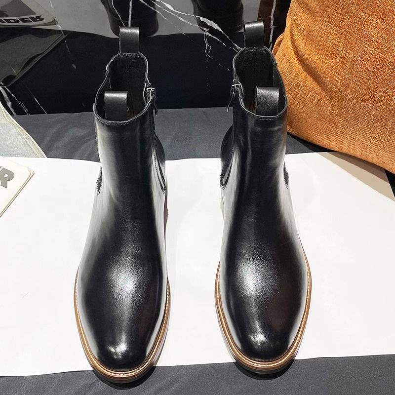 Chelsea men s boots 2025 new spring men s shoes high-top British leather boots men s business one-pedal Martin boots men s 44
Chelsea men s boots 2025 new spring men s shoes high-top British leather boots men s business one-pedal Martin boots men s 44