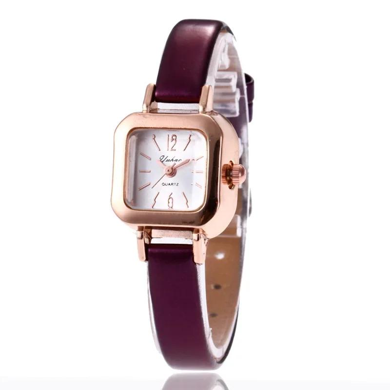 Vintage Elegant Female Quartz Wristwatches Simple Classic Women Small Square Dial Watch Leather Strap Casual Watches
Vintage Elegant Female Quartz Wristwatches Simple Classic Women Small Square Dial Watch Leather Strap Casual Watches