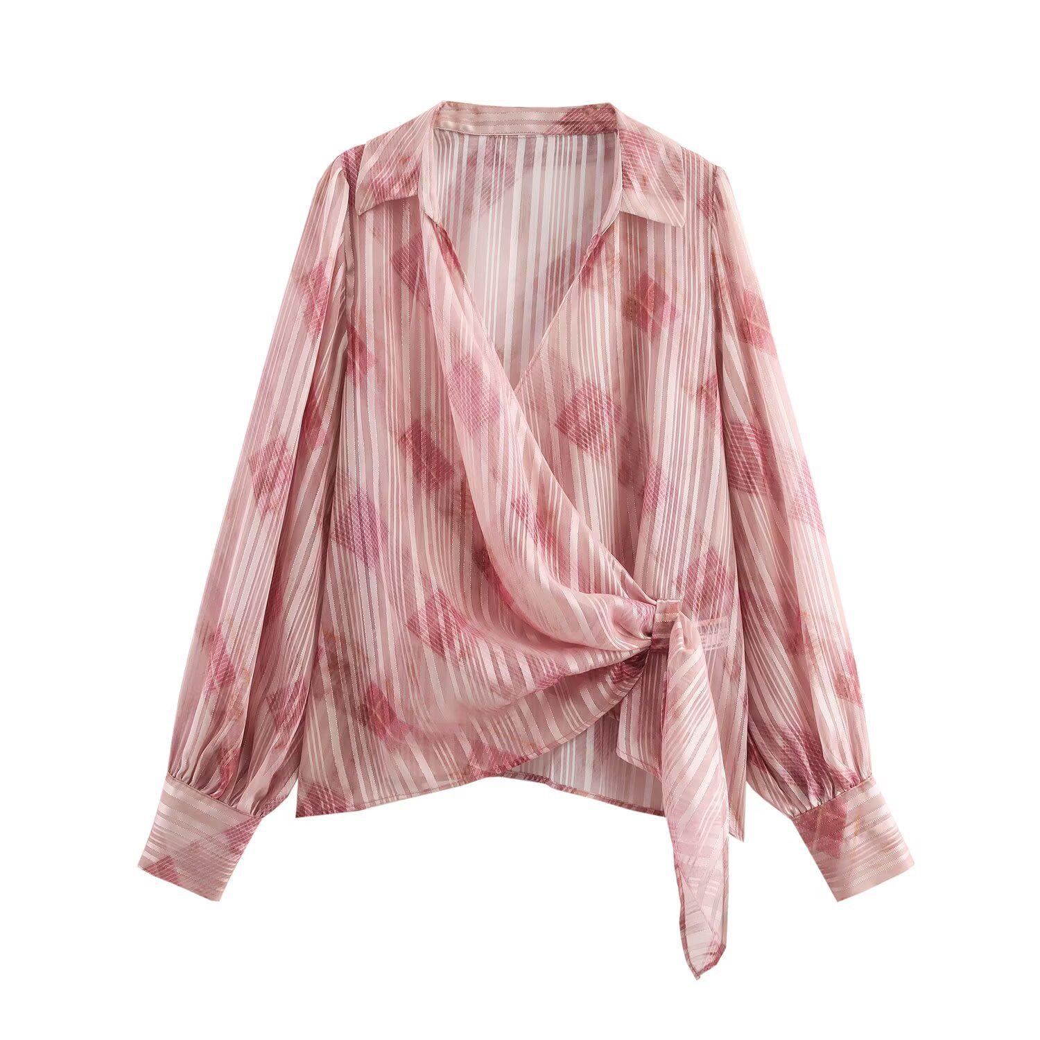 Spring 2025 Women s Fashion: V-Neck Lapel Shirt with Metallic Thread and Knot Decoration Extra Small
Spring 2025 Women s Fashion: V-Neck Lapel Shirt with Metallic Thread and Knot Decoration Extra Small