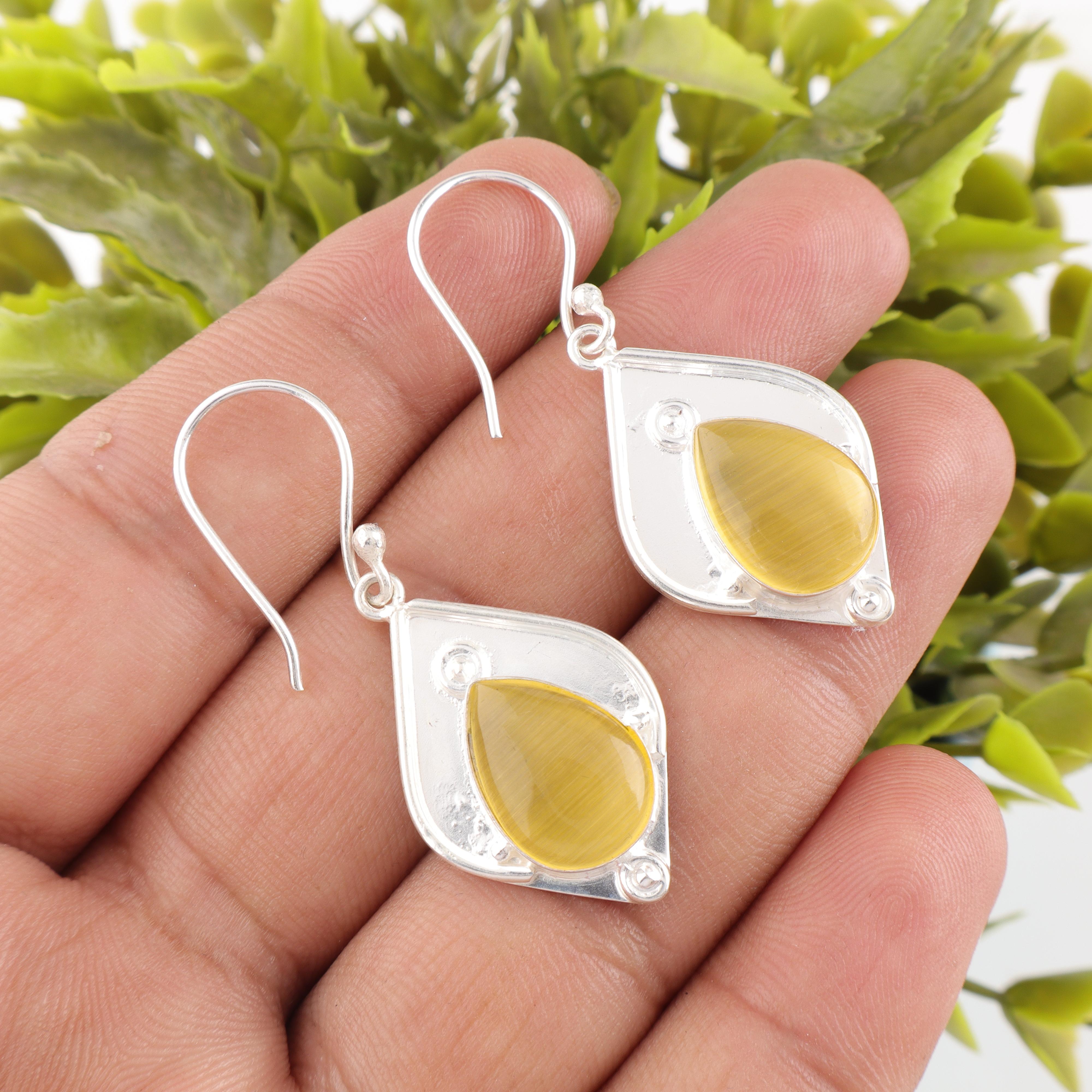 Yellow Cat s Eye 925 925 Solid Sterling Silver Earrings, Handmade Gemstone Earrings Jewelry, Gifts For Wife Brand New Earrings
Yellow Cat s Eye 925 925 Solid Sterling Silver Earrings, Handmade Gemstone Earrings Jewelry, Gifts For Wife Brand New Earrings
