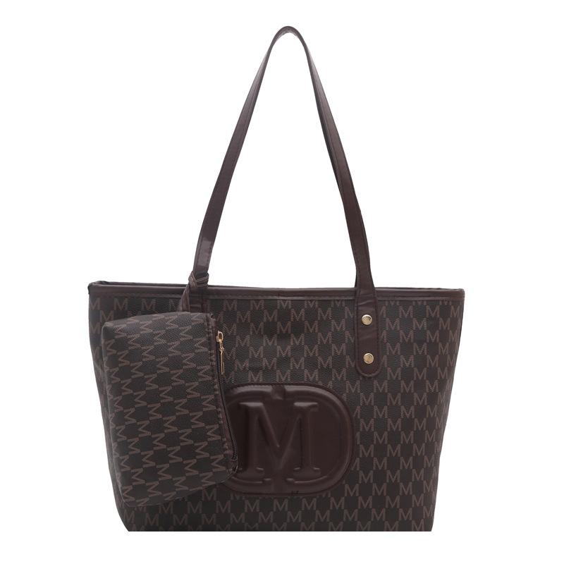 Slack bag commuter women s spring new popular fashion shoulder bag large capacity hand bag
Slack bag commuter women s spring new popular fashion shoulder bag large capacity hand bag