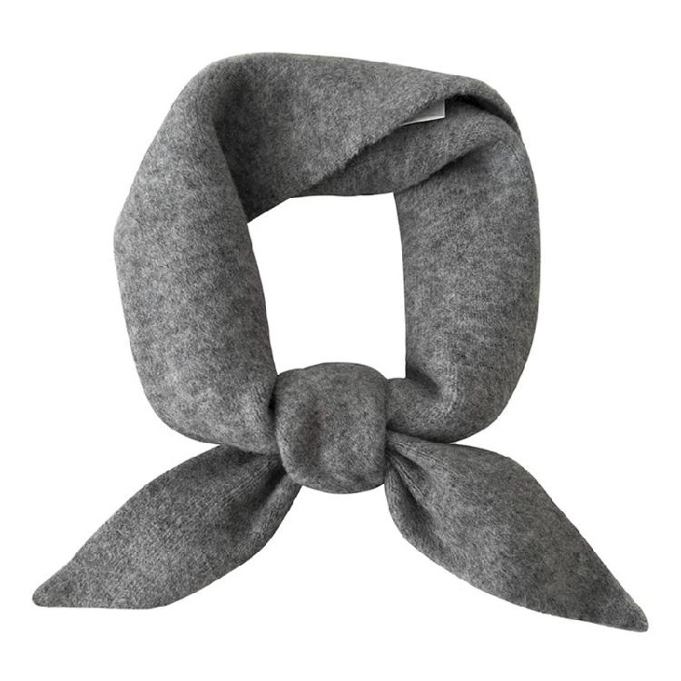Women Headscarf, Fashion and Trendy, Suitable for Daily Outfit Outdoor Activity Bandana Handkerchief Photo Props сірий колір
Women Headscarf, Fashion and Trendy, Suitable for Daily Outfit Outdoor Activity Bandana Handkerchief Photo Props сірий колір