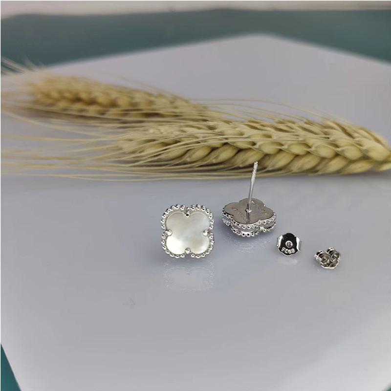 Серьги Мини 9мм Четырехлистный Клевер Версия Хай Женские 18к Легкая Роскошь Инс Мода Изысканные Серьги На Каждый День 9mm Mini-18K
Серьги Мини 9мм Четырехлистный Клевер Версия Хай Женские 18к Легкая Роскошь Инс Мода Изысканные Серьги На Каждый День 9mm Mini-18K