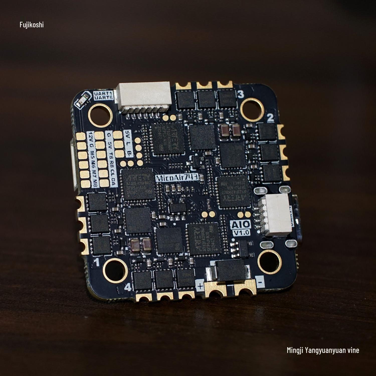 H743 AIO 3 AM32 Контролер польоту та ESC з підтримкою 32-бітного APM PX4 Ardupilot
H743 AIO 3 AM32 Контролер польоту та ESC з підтримкою 32-бітного APM PX4 Ardupilot