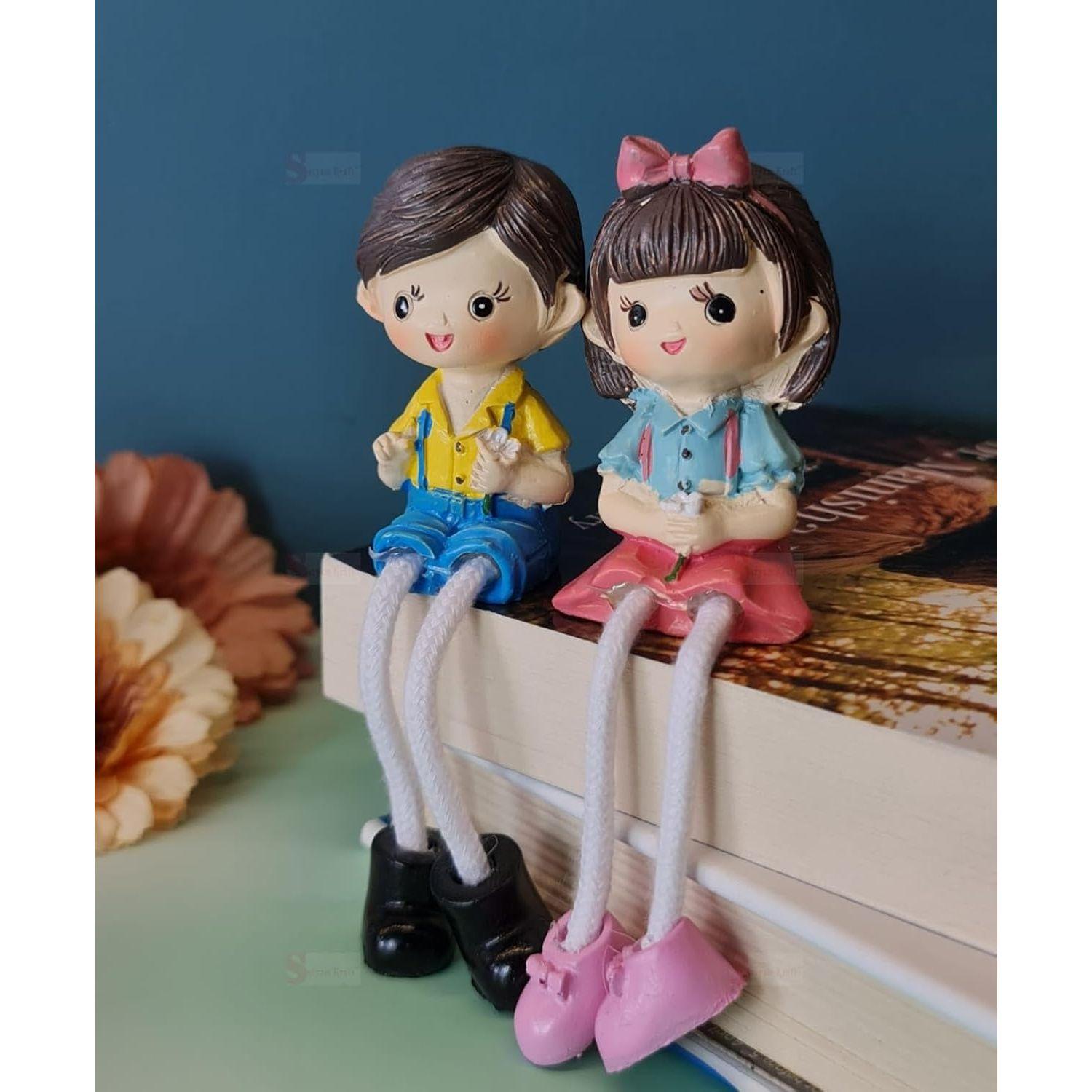 1 Set Hanging Legs Romantic Couple Showpiece | Cute Boy &Girl | Gift for Him/Her, Mother s Day, Home Décor, Living Room
1 Set Hanging Legs Romantic Couple Showpiece | Cute Boy &Girl | Gift for Him/Her, Mother s Day, Home Décor, Living Room