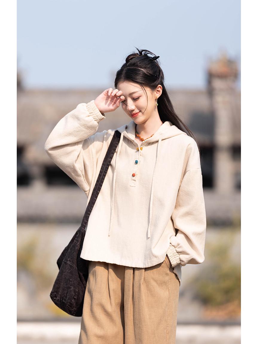 Women s Winter Thick Velvet Hooded Top with Frog Button - Cotton Linen Pullover One Size
Women s Winter Thick Velvet Hooded Top with Frog Button - Cotton Linen Pullover One Size
