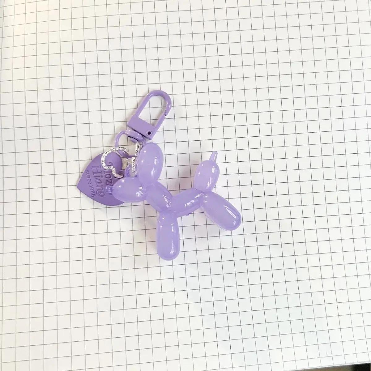 Мультяшные акриловые воздушные шары с собакой брелки для женщин Y2k сумка кулон пара автомобиль брелок ювелирные изделия подарок украшения аксессуары
Мультяшные акриловые воздушные шары с собакой брелки для женщин Y2k сумка кулон пара автомобиль брелок ювелирные изделия подарок украшения аксессуары