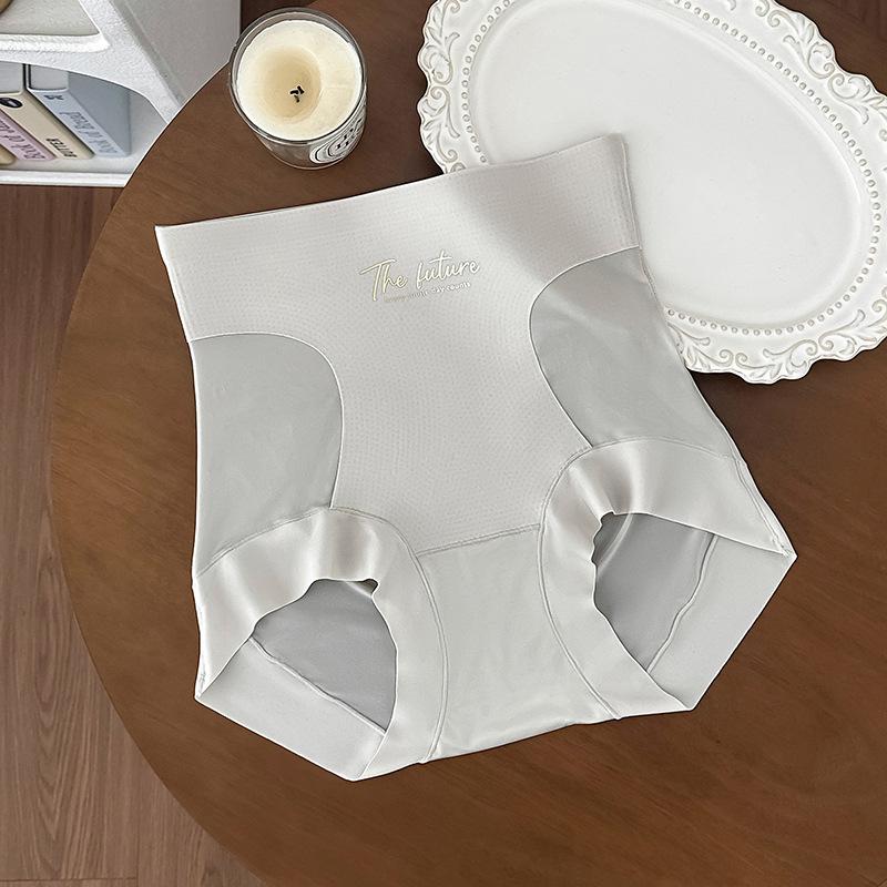 Ladies Summer Gilding Letter Splicing Light Plastic High Waist Hip Antibacterial Crotch Triangle Briefs L
Ladies Summer Gilding Letter Splicing Light Plastic High Waist Hip Antibacterial Crotch Triangle Briefs L