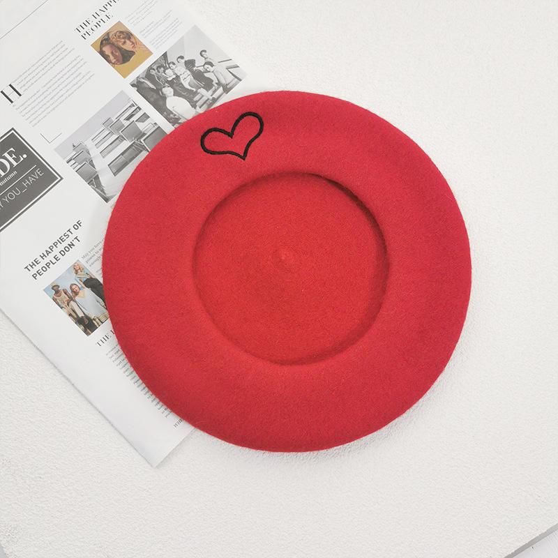 Шерстяной берет детский большой окружности головы осень и зима корейская тыква шляпа вышивка любовь ретро лицо маленькая шляпа художника average size красный
Шерстяной берет детский большой окружности головы осень и зима корейская тыква шляпа вышивка любовь ретро лицо маленькая шляпа художника average size красный