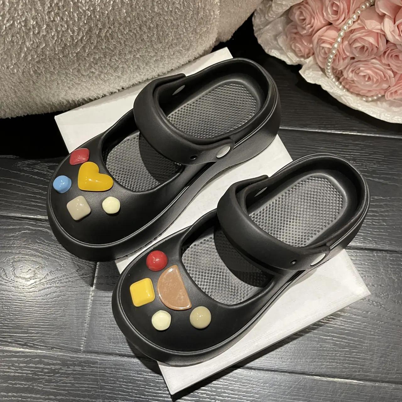 Женские шлепанцы с подушкой, подушка на толстой подошве, тапочки из ЭВА, нескользящие тапочки Baotou, женские удобные домашние тапочки, подходящие для уличного пляжа 36-37 чёрный
Женские шлепанцы с подушкой, подушка на толстой подошве, тапочки из ЭВА, нескользящие тапочки Baotou, женские удобные домашние тапочки, подходящие для уличного пляжа 36-37 чёрный