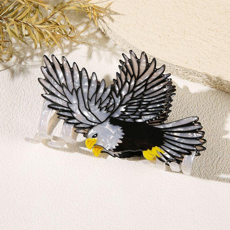 1pc New niche acetic acid fashion animal, macaw with coiled hair, shark clip, eagle clip, hair accessory
1pc New niche acetic acid fashion animal, macaw with coiled hair, shark clip, eagle clip, hair accessory