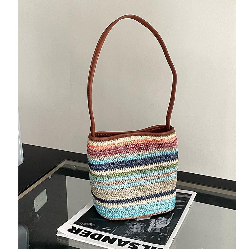 Rainbow-colored Crossbody Woven Bag Women 2025 Summer Vacation Style Straw Woven Bucket Bag Single-shoulder Designer Luxury Bag 17X11X18cm
Rainbow-colored Crossbody Woven Bag Women 2025 Summer Vacation Style Straw Woven Bucket Bag Single-shoulder Designer Luxury Bag 17X11X18cm