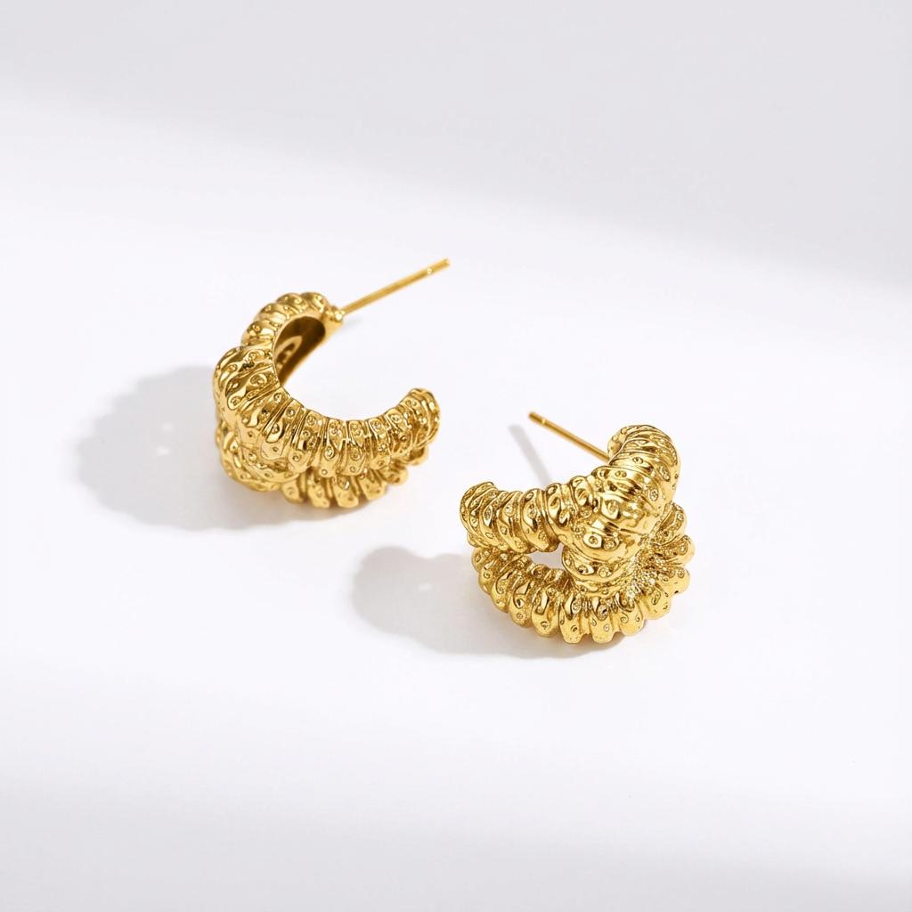 Vintage Gold Color Irregular Lava Texture Chunky C Hoop Earrings for Women 18k Gold Plated Statement Ear Studs Trendy Jewelry золотий
Vintage Gold Color Irregular Lava Texture Chunky C Hoop Earrings for Women 18k Gold Plated Statement Ear Studs Trendy Jewelry золотий