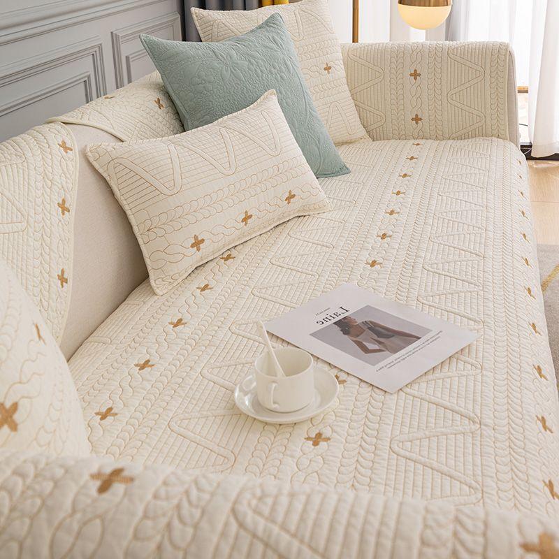 Подушка для дивана из чистого хлопка в стиле нормкор, британский стиль, вышивка, стеганая ткань, хлопок, круглый год, спинка, полотенце-чехол, ткань, нескользящая, дышащая Star rice White 45*45 pillow case
Подушка для дивана из чистого хлопка в стиле нормкор, британский стиль, вышивка, стеганая ткань, хлопок, круглый год, спинка, полотенце-чехол, ткань, нескользящая, дышащая Star rice White 45*45 pillow case