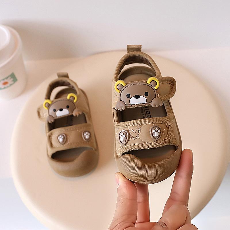 Baby shoes for boys, summer toddler sandals, soft-soled simple bear design, children s shoes, closed-toe beach shoes1One2Years Old 15-20Take a photo with on хакі
Baby shoes for boys, summer toddler sandals, soft-soled simple bear design, children s shoes, closed-toe beach shoes1One2Years Old 15-20Take a photo with on хакі